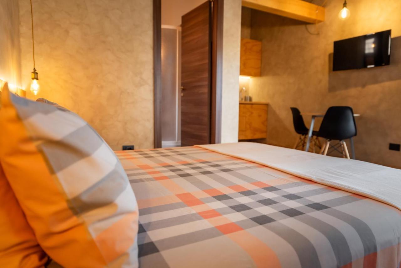 L'Antico Vigneto Hotel Marino Bagian luar foto