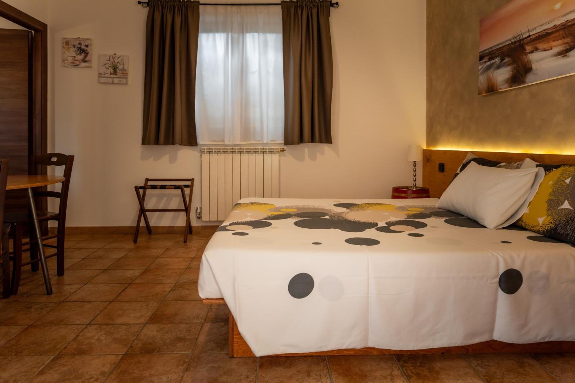 L'Antico Vigneto Hotel Marino Bagian luar foto