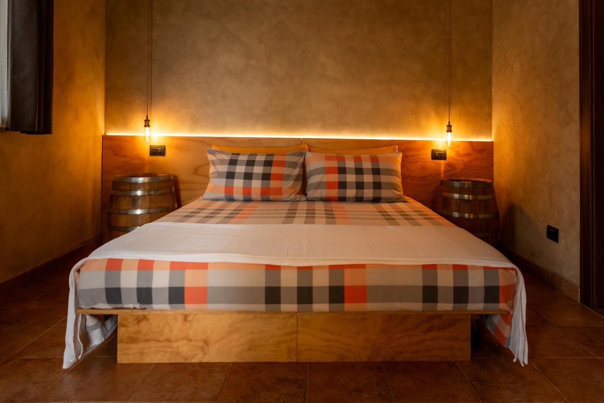 L'Antico Vigneto Hotel Marino Bagian luar foto
